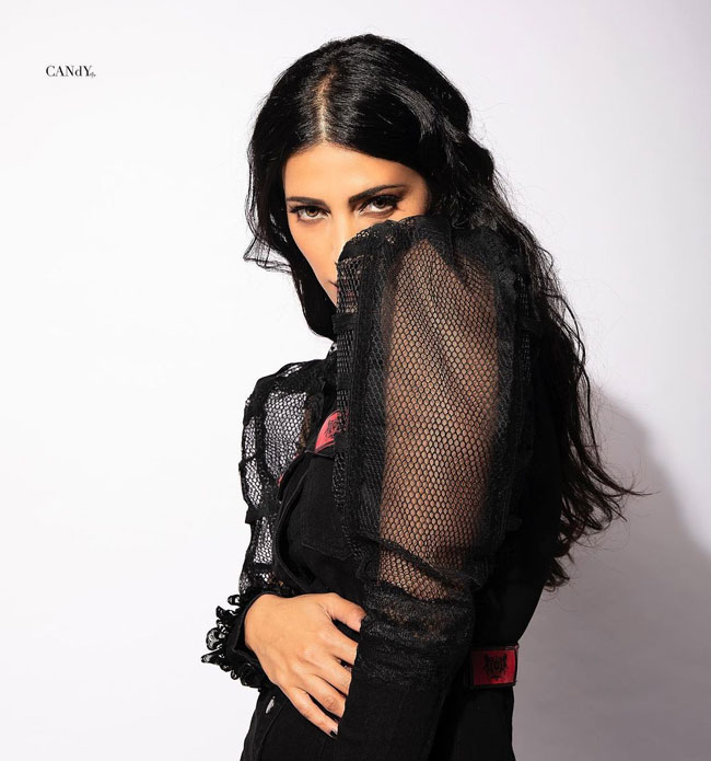 Gorgeous Shruti Haasan Instagram New Pics